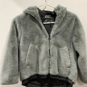 Zara Gray Faux Fur Jacket, Girls size 8